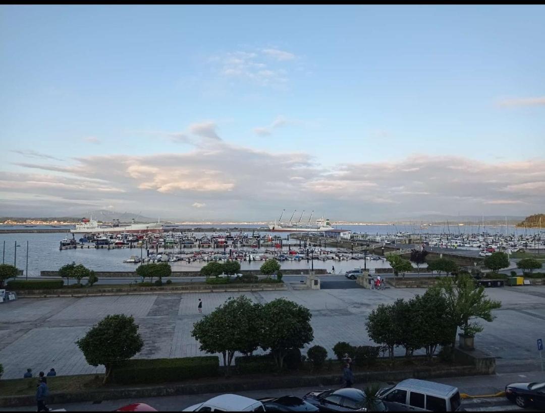 Ferienwohnung Vistas Al Puerto Pobra Do Caraminal Zimmer foto